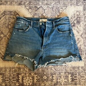 COPY - Abercrombie & Fitch Denim Shorts |  The Mom Short High Rise Curve Love